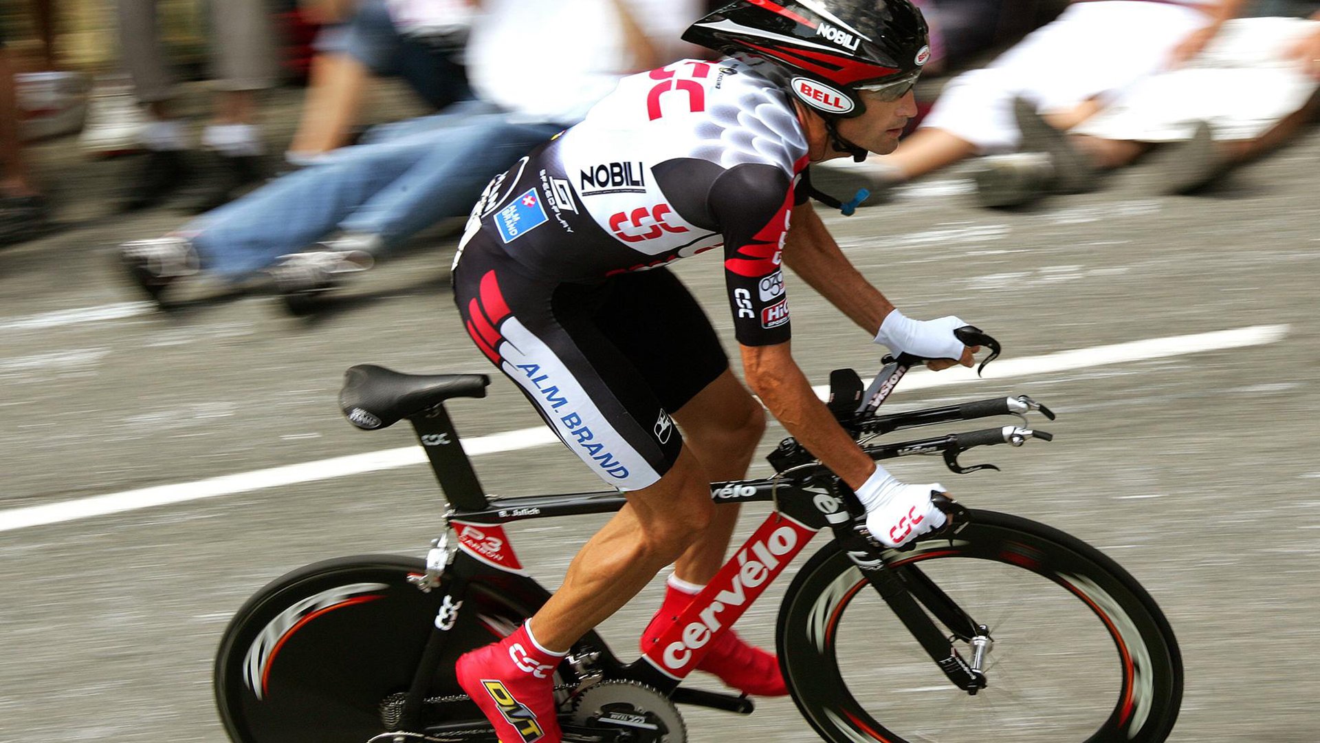 球迷狂欢夜:现场气氛最火爆的比赛场次盘点,主场气氛最好的球队